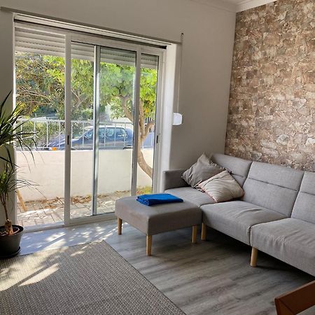 Casa Em Charneca De Caparicaヴィラ エクステリア 写真