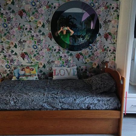 Casa Em Charneca De Caparicaヴィラ エクステリア 写真