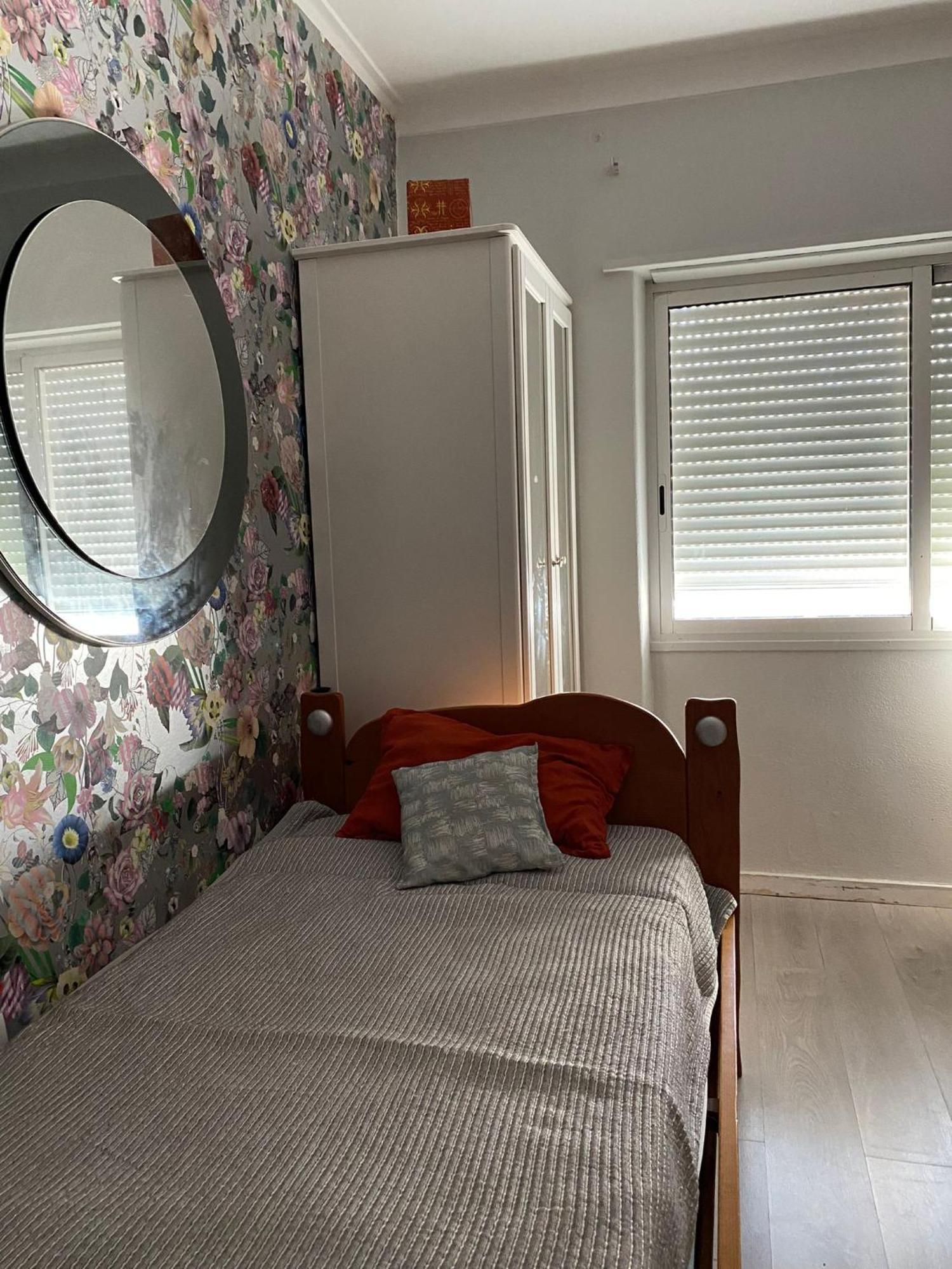 Casa Em Charneca De Caparicaヴィラ エクステリア 写真